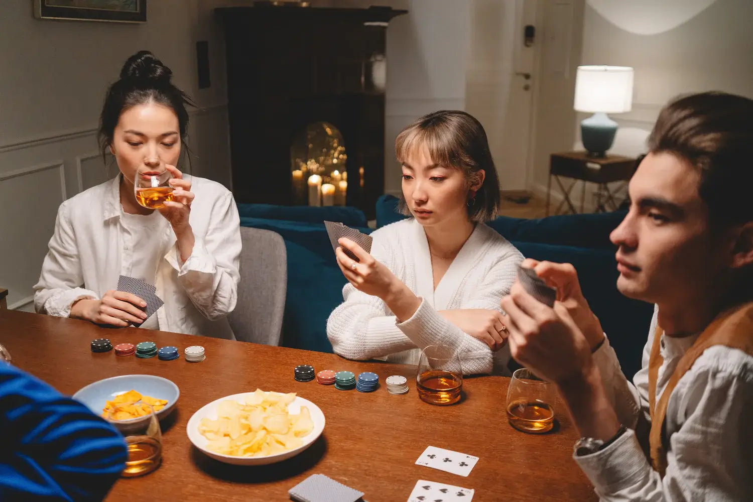 The Surprising Benefits of Playing Card : Socialize, and Relieve Stress ...